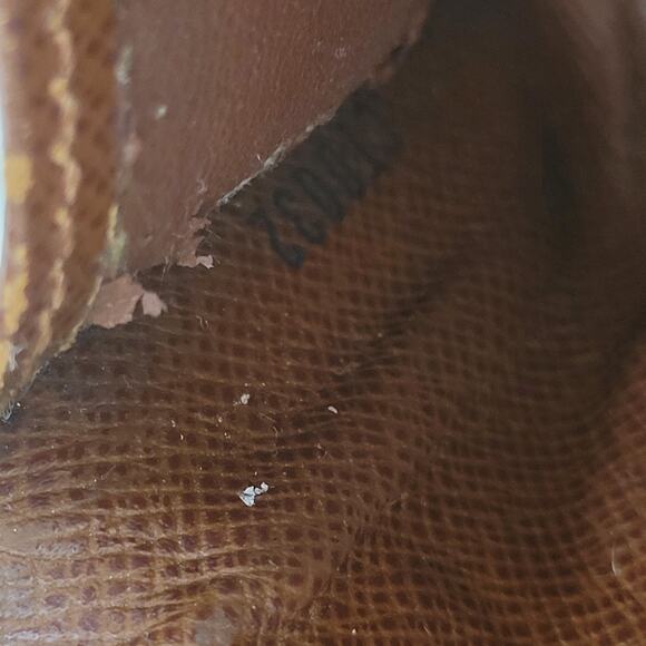 Authentic Louis Vuitton Monogram Multicles 6 Key Hooks Case Brown Small 2002 - Picture 6 of 11